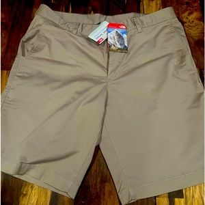 Nwt north face shorts size 38